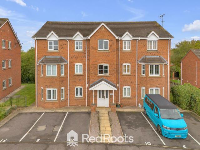 Flat for sale in Hopetown, Wakefield