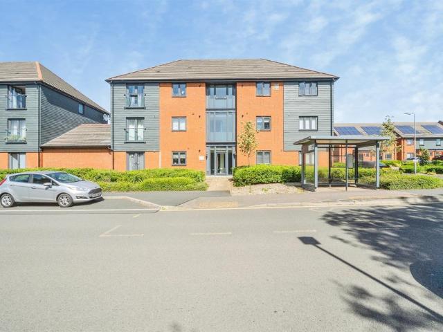 Flat for sale in Old Wolverton, Milton Keynes