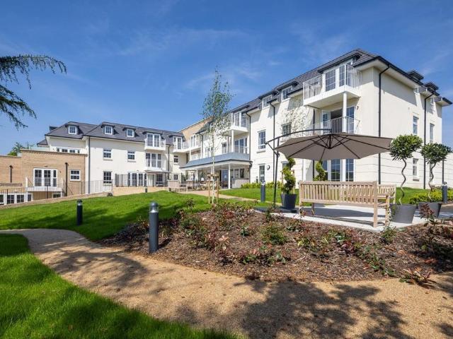 Flat for sale in Pennington, Ashurst Bridge