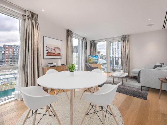 Flat for sale in Greater London