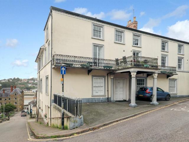 Flat for sale in Brandis Corner, Devon