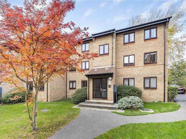 Flat for sale in London Borough of Merton, Greater London