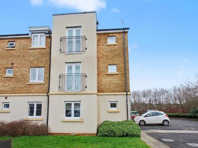Flat for sale in Wales