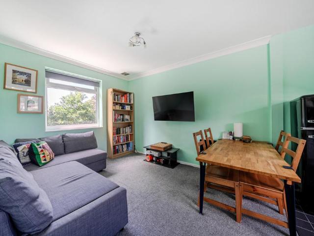 Flat for sale in Kidbrooke, Greater London