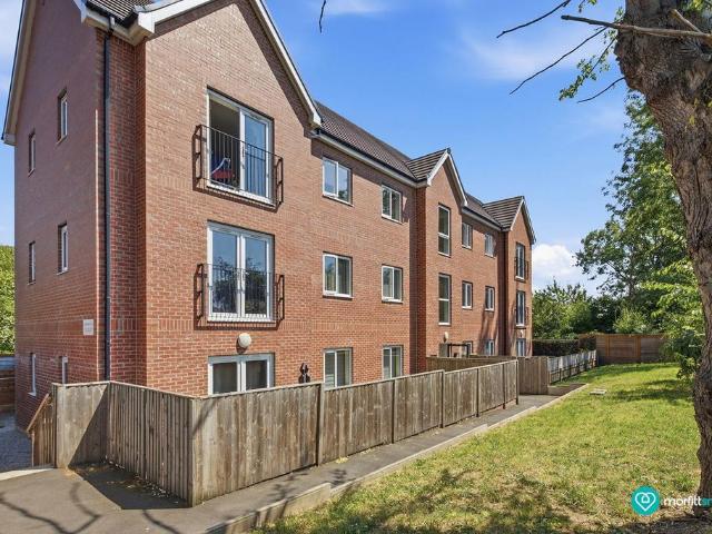 Flat for sale in Chapeltown, South Yorkshire