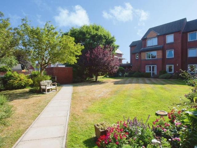 Flat for sale in Lytham, Lancashire