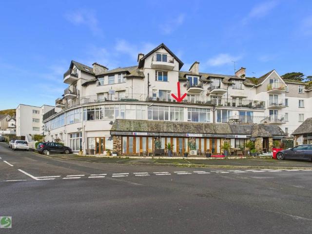 Flat for sale in Plaidy, Looe