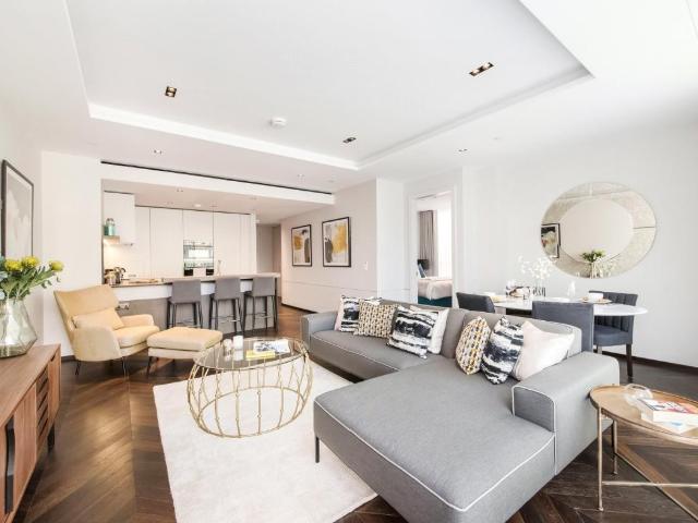 Flat for sale in Covent Garden, Mayfair