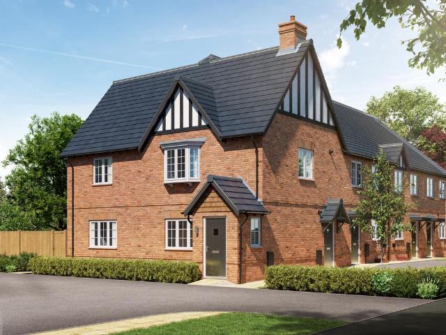 Flat for sale in Elmfield, Leicestershire