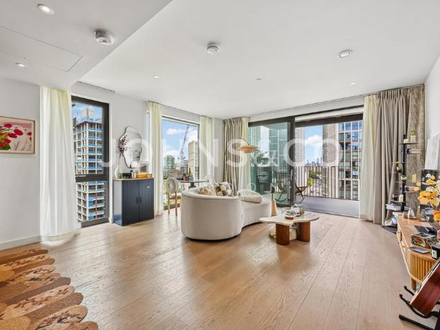 Flat for sale in Nine Elms, Greater London