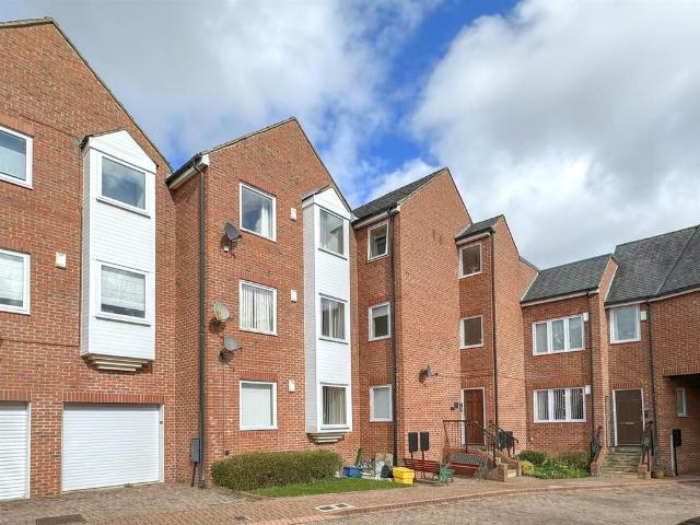 Flat for sale in High Stanners, Morpeth