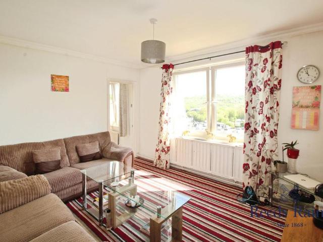 Flat for sale in Hillsborough, South Yorkshire