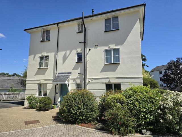 Flat for sale in St Stephens, Launceston