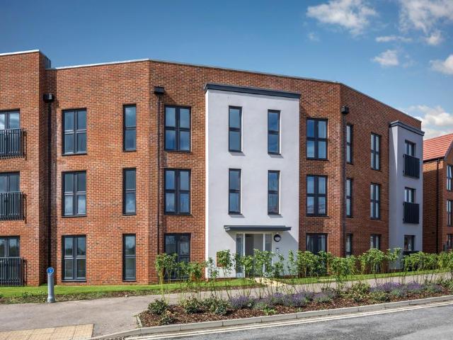 Flat for sale in Westwood, Acol