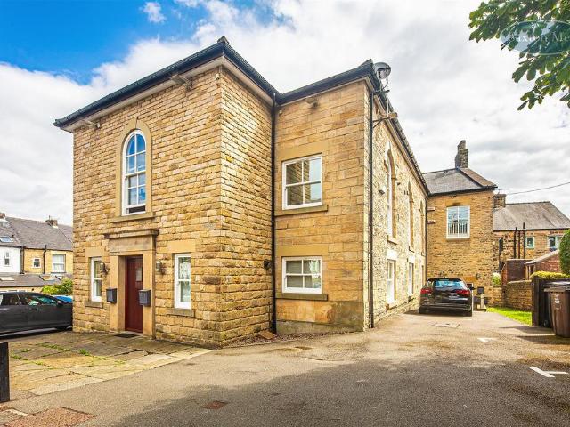 Flat for sale in Crookes, Isle Of Man