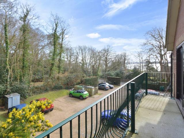 Flat for sale in Helford, Hampshire