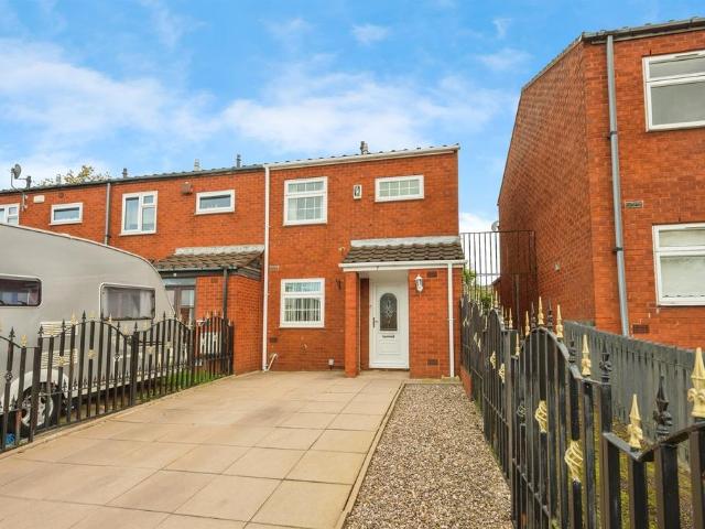 Flat for sale in Hockley Port, West Midlands