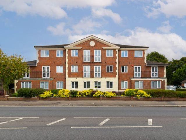 Flat for sale in London Borough of Croydon, Cat Hill
