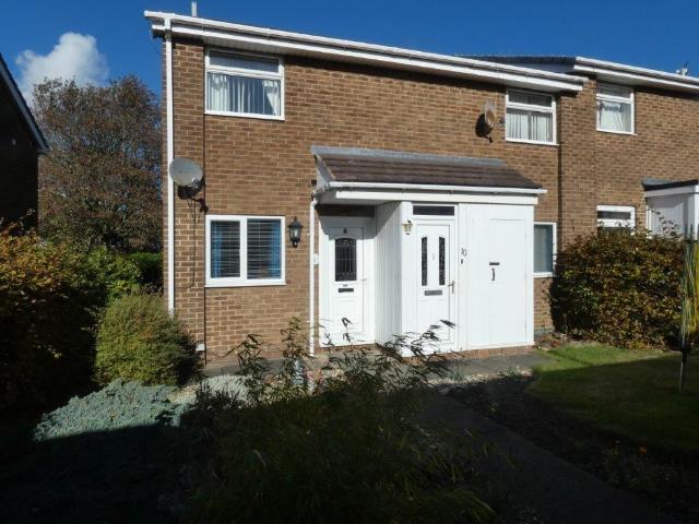 Flat for sale in Killingworth Village, North Tyneside