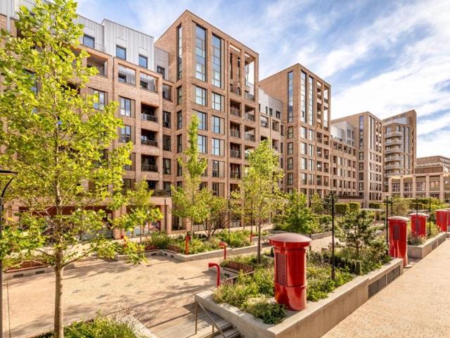 Flat for sale in Holborn, Cat Hill