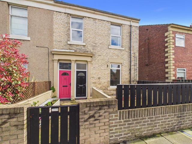 Flat for sale in Preston, North Shields