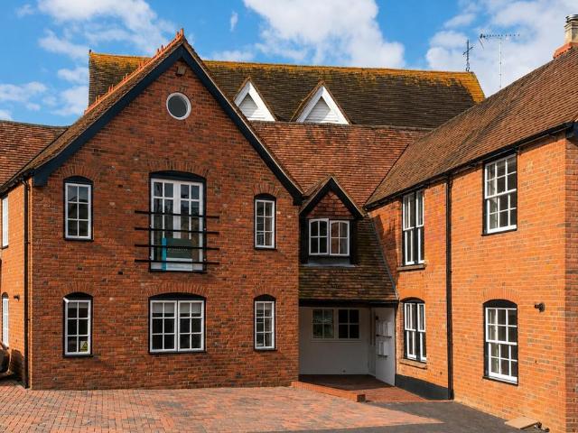 Flat for sale in Belmont, Dromore