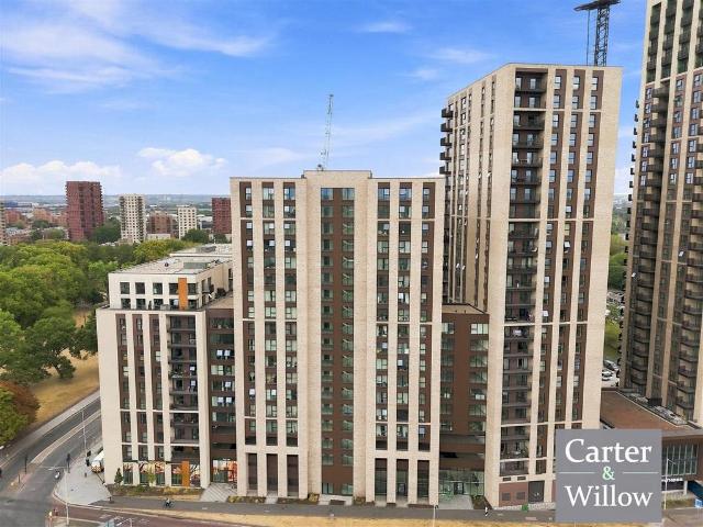 Flat for sale in London Borough of Barking and Dagenham, Greater London