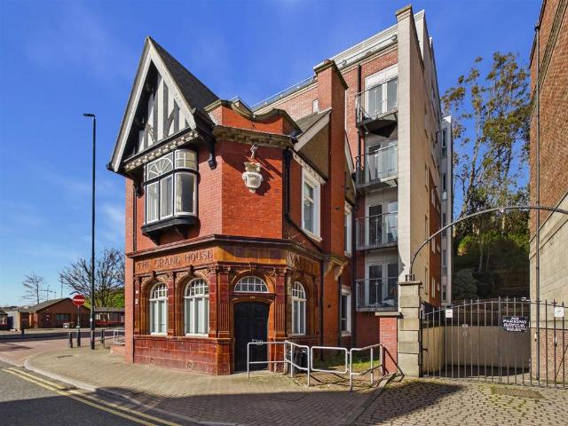 Flat for sale in Chirton, North Shields