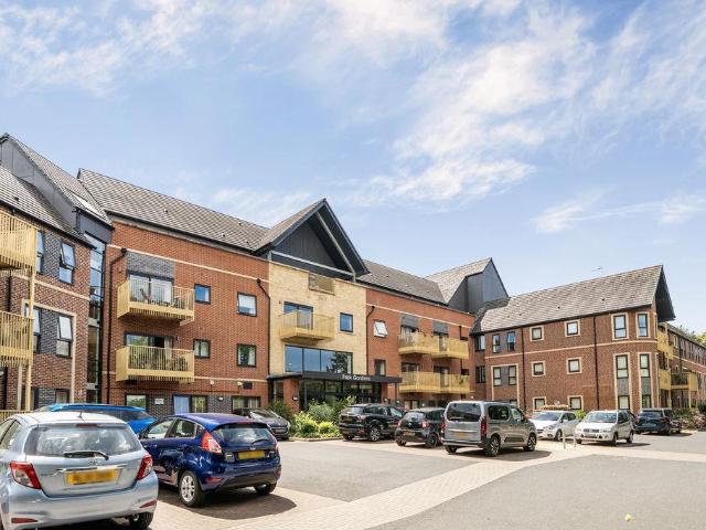 Flat for sale in Evershot, Oxfordshire
