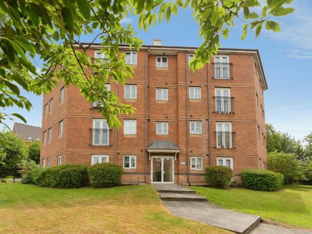 Flat for sale in Egerton Park, Birkenhead