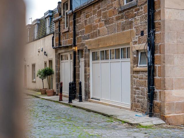 Flat for sale in Park District, Scotland