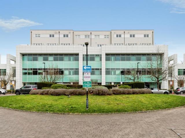 Flat for sale in Fretherne, Hertfordshire