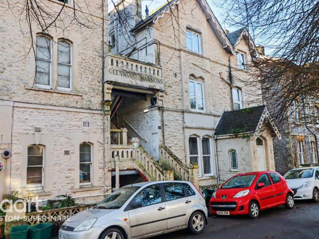 Flat for sale in Weston-super-mare, North Somerset