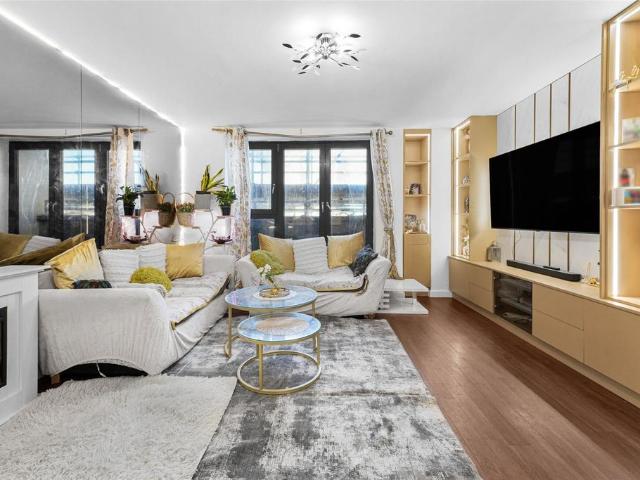 Flat for sale in North Watford