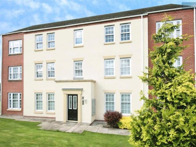 Flat for sale in Kingsbourne, Nantwich