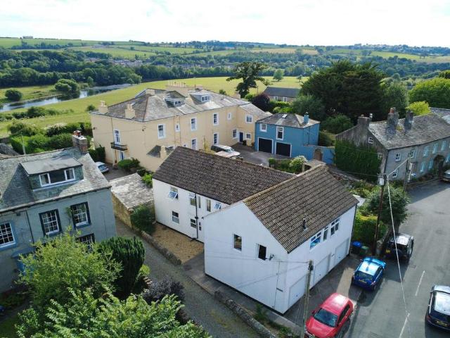 Flat for sale in Papcastle
