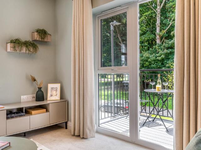 Flat for sale in Daws Hill, Cressex