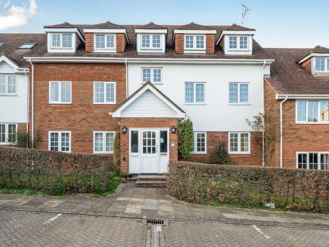 Flat for sale in Cross In Hand, East Sussex