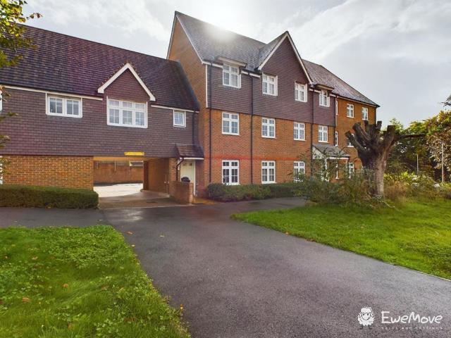 Flat for sale in Fugglestone St Peter, Wiltshire