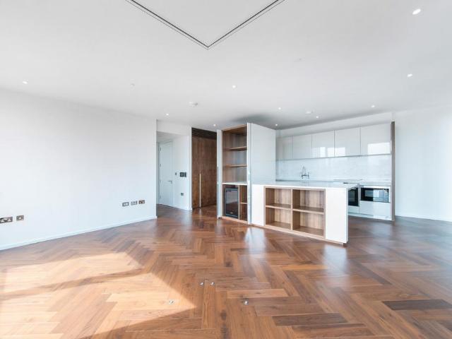 Flat for sale in Nine Elms, Greater London