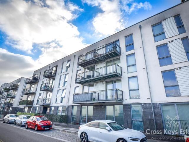 Flat for sale in Stonehouse, Mount Wise