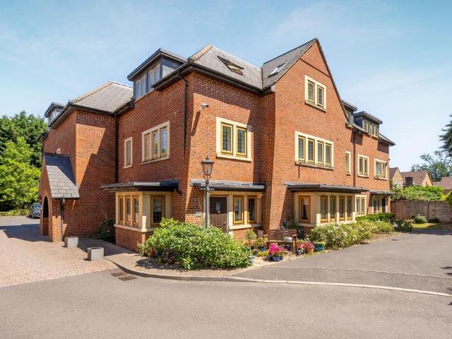 Flat for sale in Sunninghill and Ascot, Winkfield