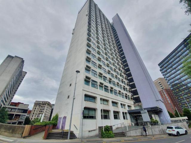 Flat for sale in City Centre, Salford