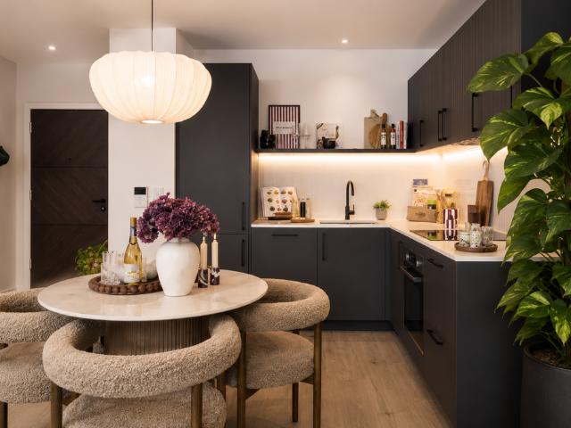 Flat for sale in St Albans, Five Acres