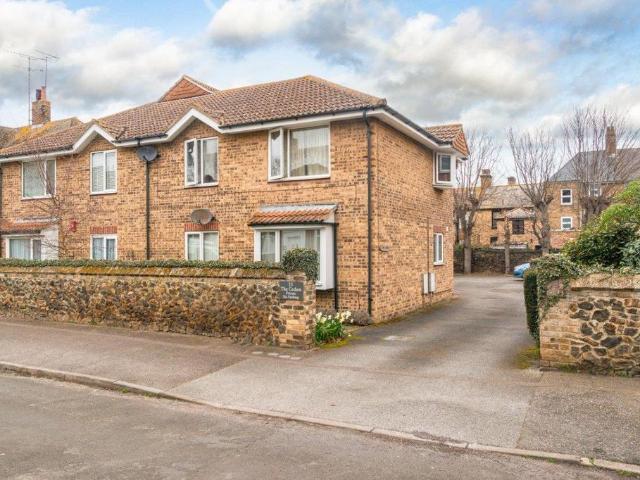 Flat for sale in Westgate-on-Sea, Acol