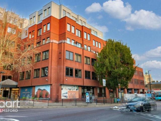 Flat for sale in Moulsham, Chelmsford