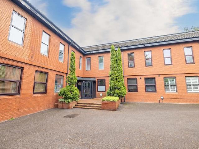 Flat for sale in Clewer Village, Windsor