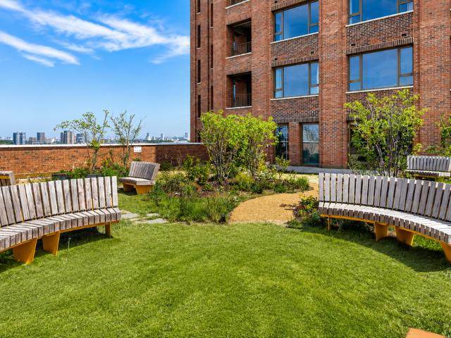 Flat for sale in Bermondsey, Greater London