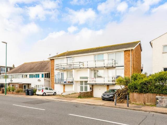 Flat for sale in Fishersgate, West Sussex