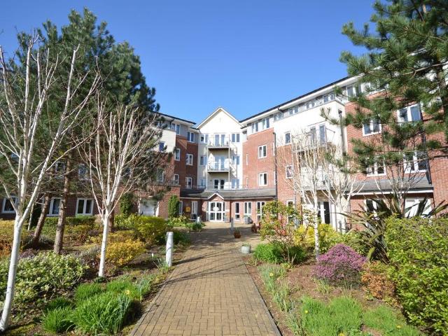 Flat for sale in The Four Heatons, Stockport